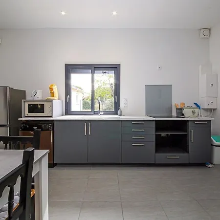Petite Maison De Charme - Jardin - Graulhet